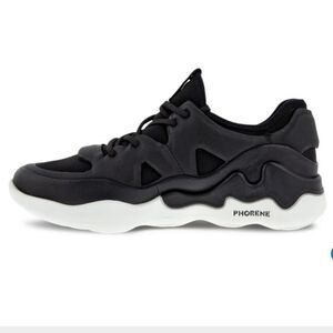 Ecco Women's Black Elo Athletic Phorone Shoes in Black Sneakers S7.5
